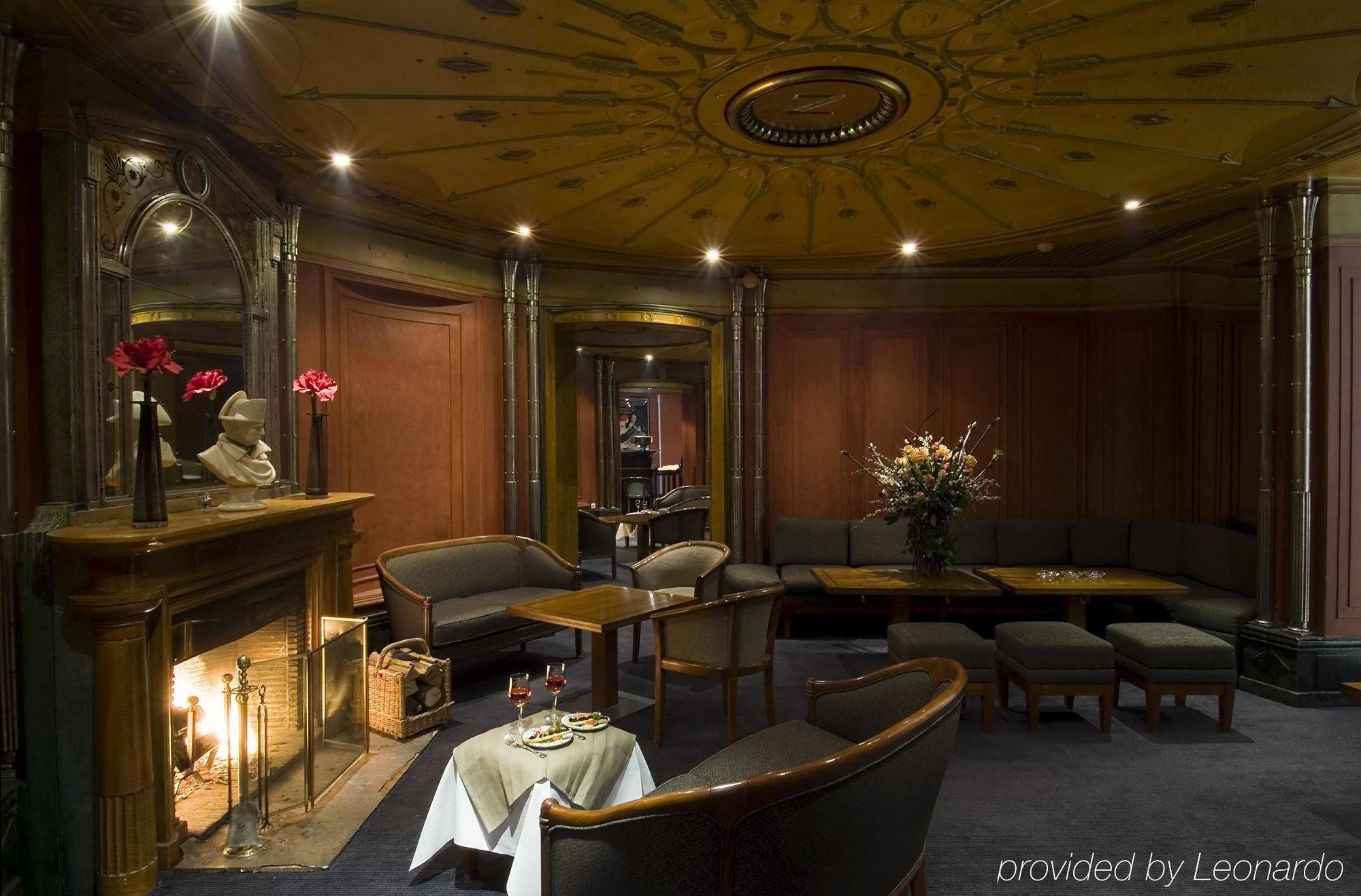Hotel Restaurant Napoleon Fontainebleau Habitación foto